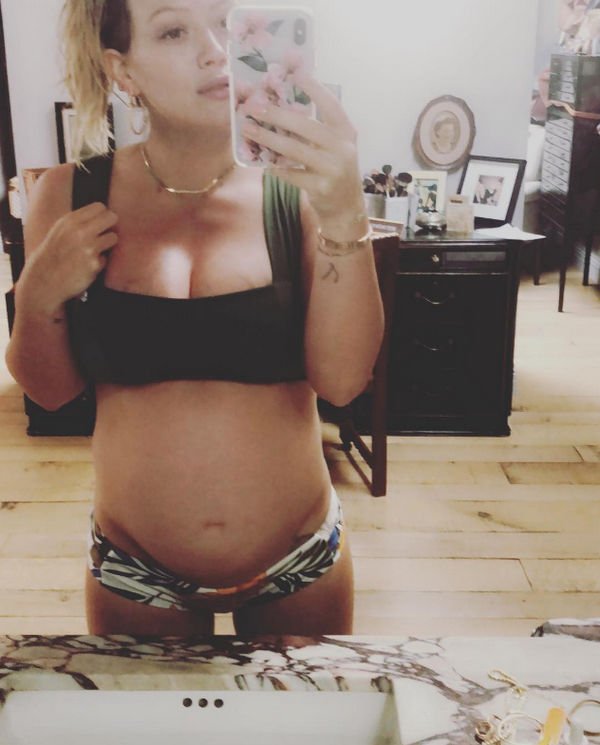 Хилари Дафф опубликовала беременный снимок и поделилась своими ощущениями