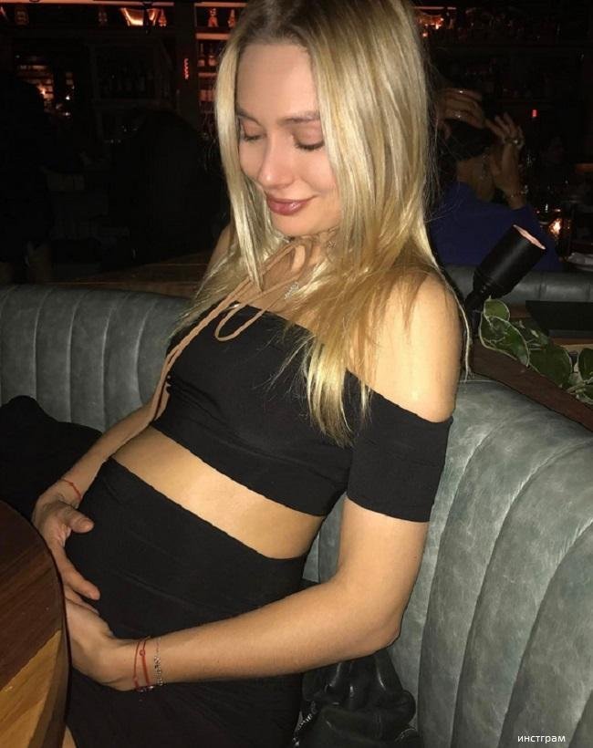 Наталья Рудова показала видео животика на солидном сроке беременности