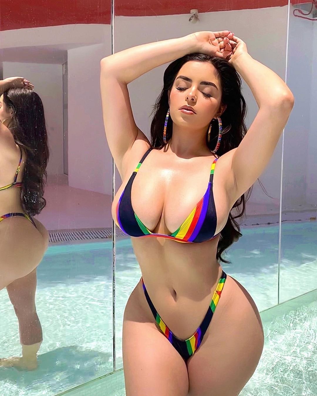 Daily mail demi rose