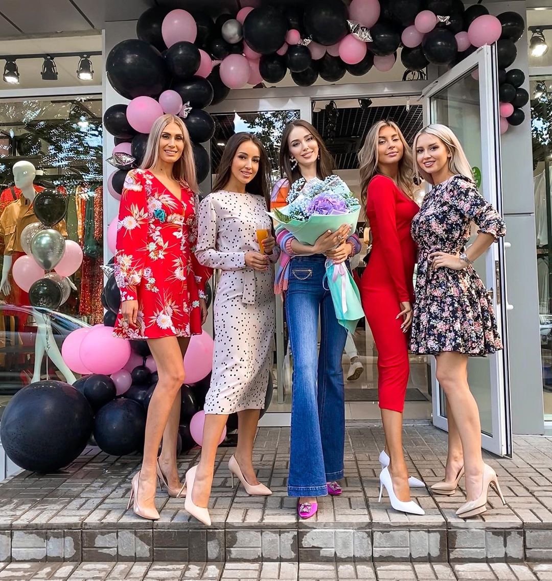 Анастасия Костенко открыла магазины в Казани