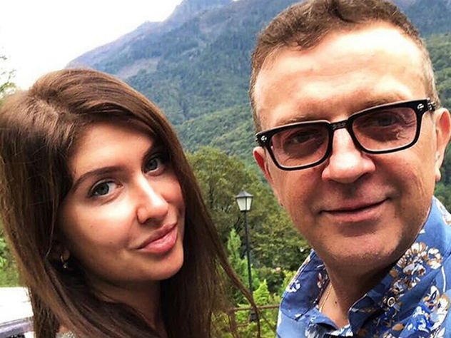 Бывшая жена Романа Жукова уверяет, что он не участвует в жизни детей