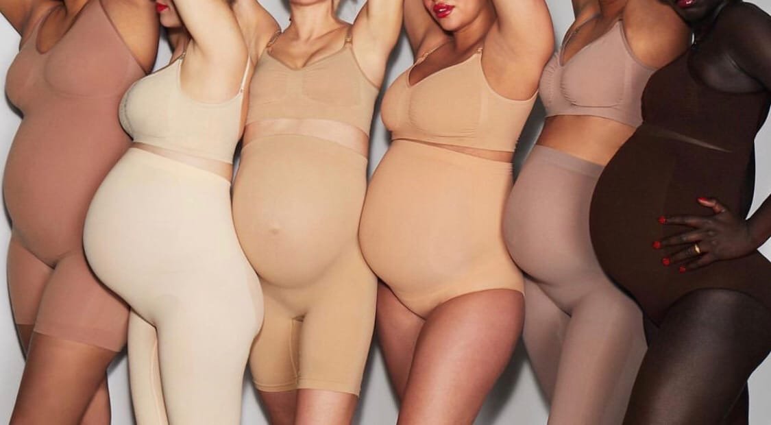 Коллекция утягивающего белья от Ким Кардашьян возмутила беременных женщин