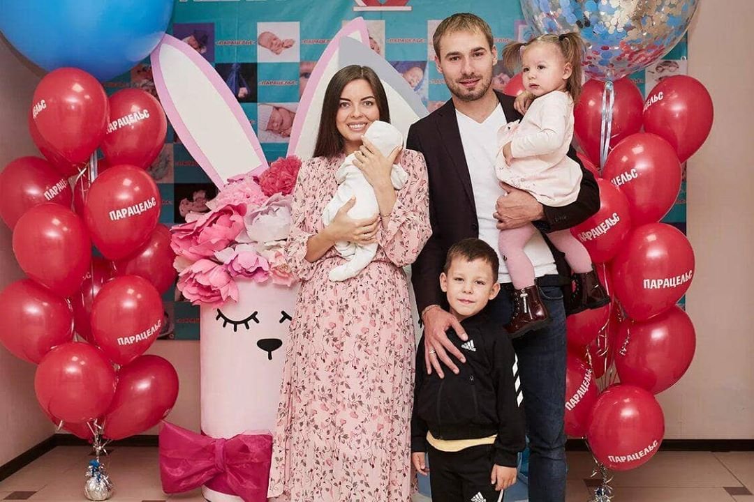 Жена Антона Шипулина рассказала, как ее лечили от коронавируса во время беременности