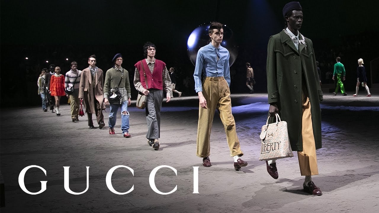 Взорвали стереотип: в осенне-зимней мужской коллекции Gucci представили платье