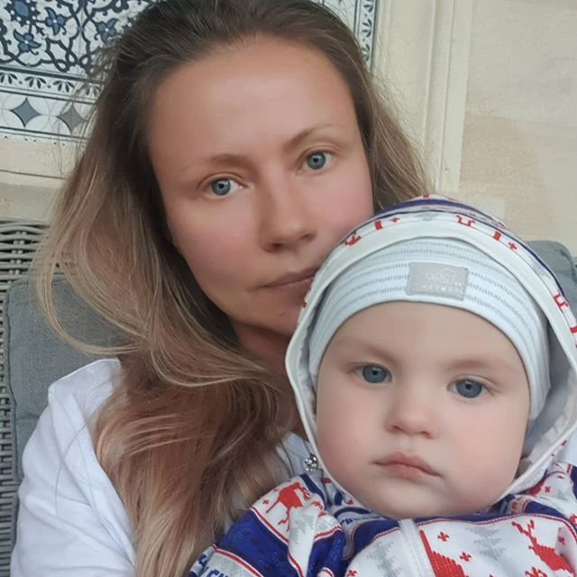 47-летняя Мария Миронова показала лицо младшего сына