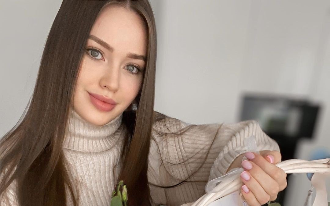 Анастасия Костенко опровергла слухи о беременности
