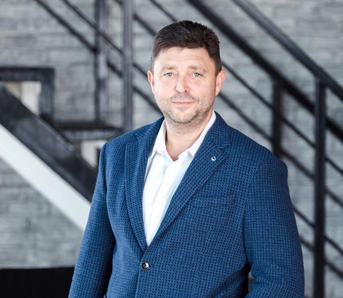 Основатель ювелирного бренда GRAF КОЛЬЦОВ Максим Ломоносов рассказал о масштабировании семейного бизнеса 