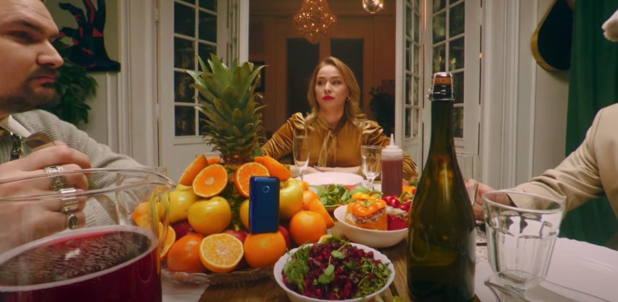 Cream Soda представила необычный клип на песню "Атомы"