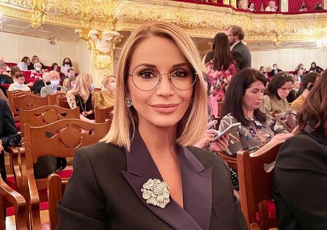 "Нет и 20-ти лет": Ольга Орлова показала поклонникам, как выглядела в юности