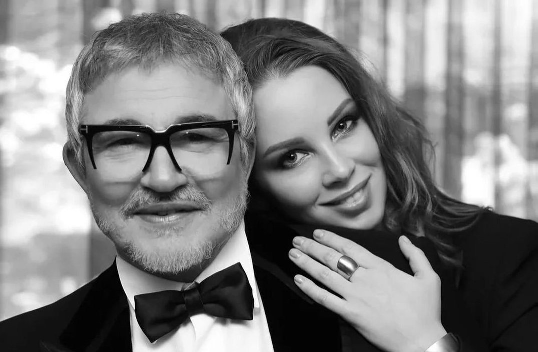 Полина Диброва призналась, что супруг относится к ней, как к дочери