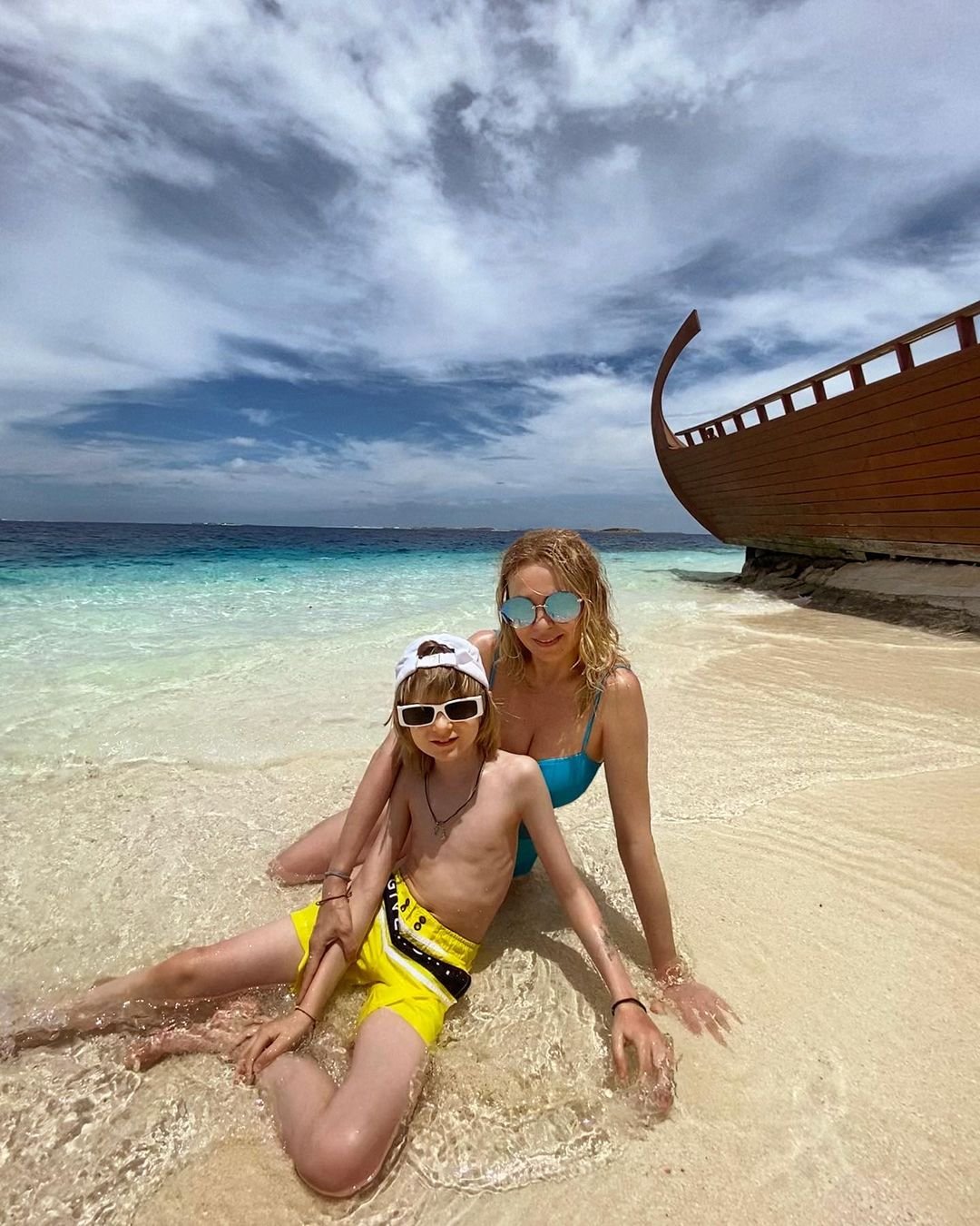 Яна Рудковская с семьёй устроила себе шикарный отдых на Мальдивах