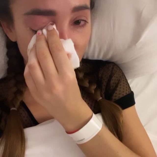 Ольга Бузова со слезами на глазах вышла на связь после операции
