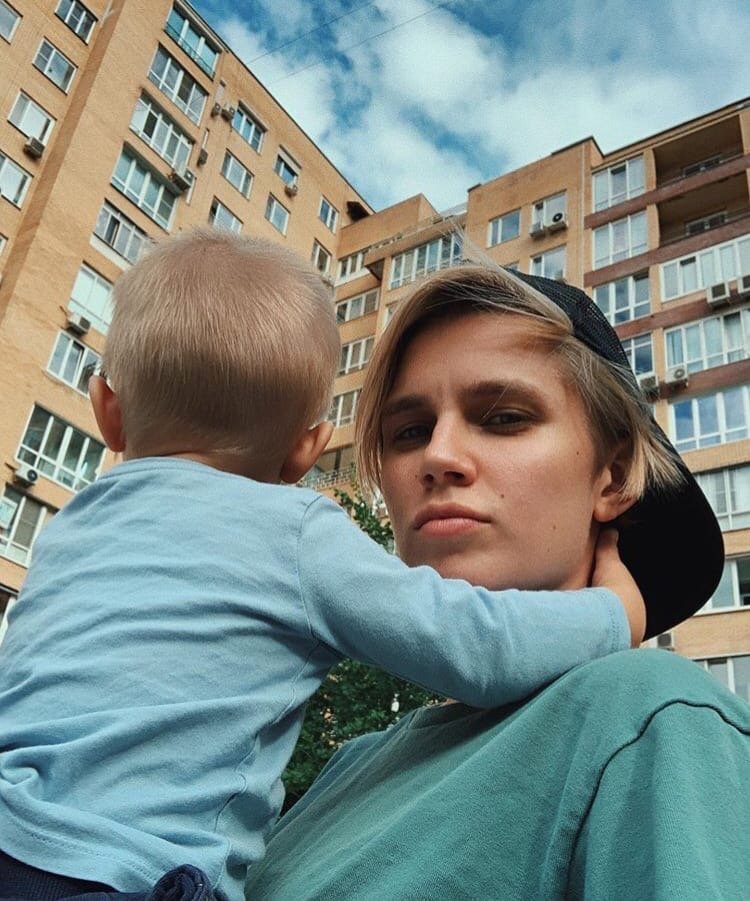 "Как сорняки": Дарья Мельникова сообщила, как воспитывает детей
