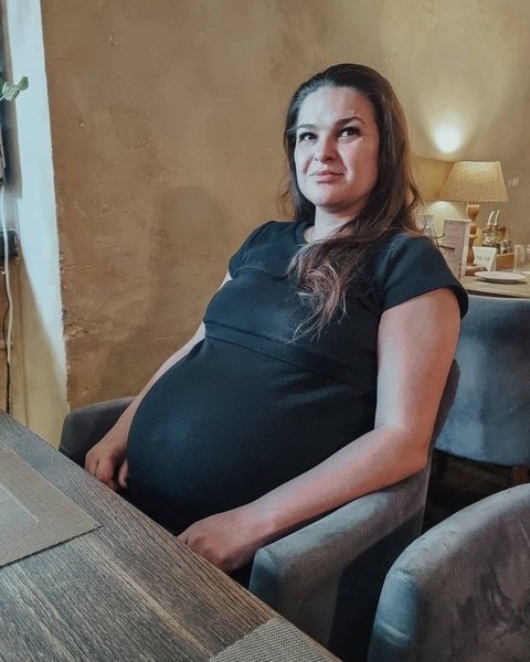 44-летняя Виктория Райдос родила ребёнка 