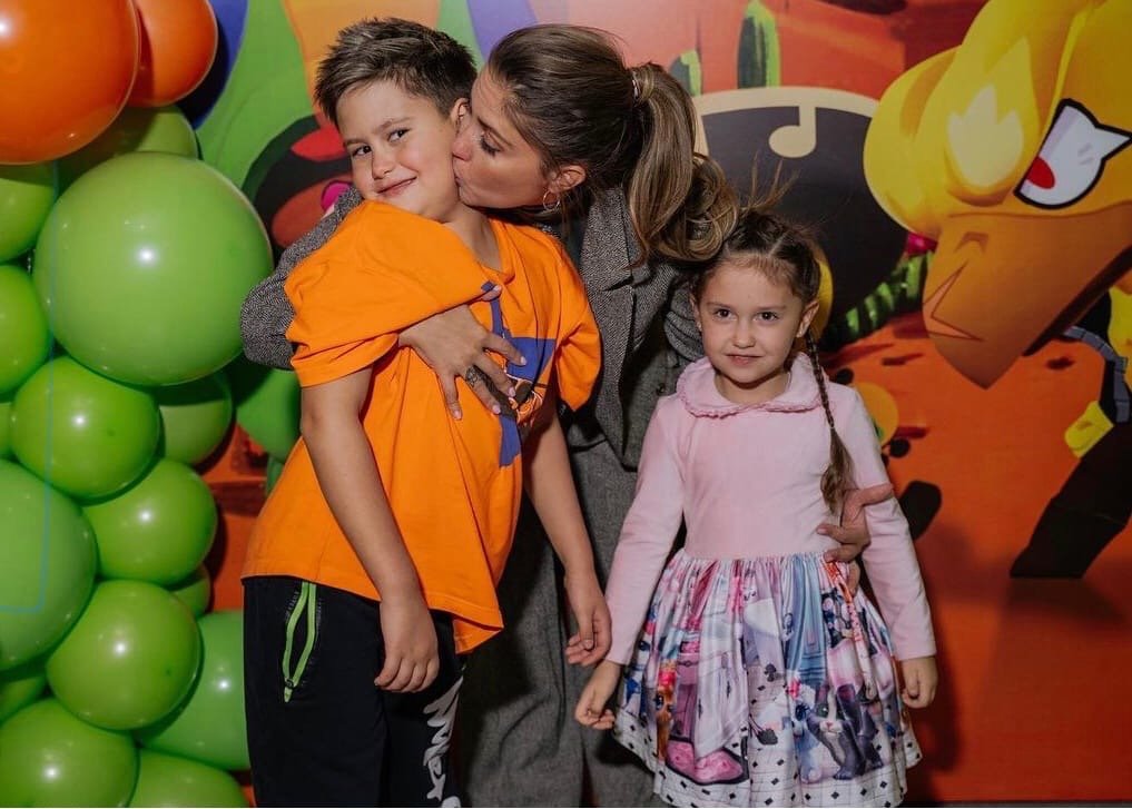 "Максимум один от суррогатной матери": Агата Муцениеце призналась, что не хотела детей