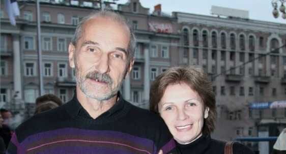 "Мы жили трудно": вдова Петра Мамонова распродает его вещи