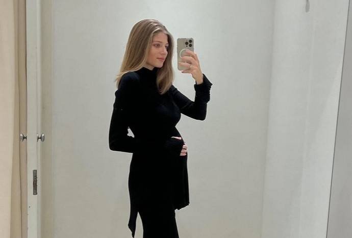  "Все время плохо": Жена Федука Саша Новикова пожаловалась на тяжелую беременность