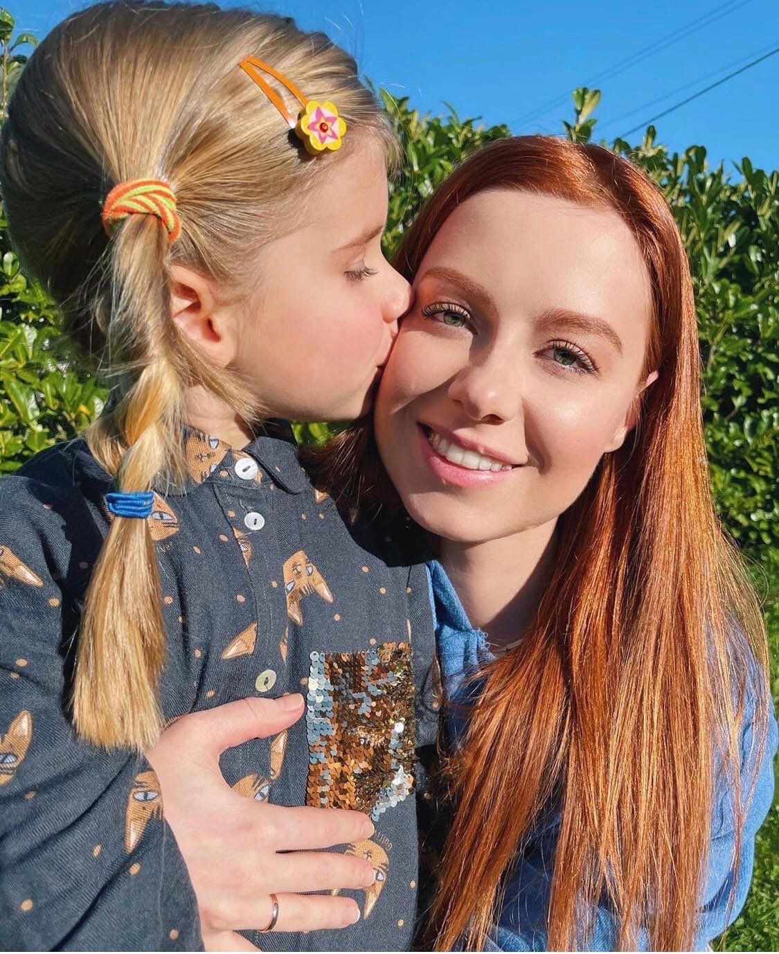 Юлия Савичева впервые за полтора года встретилась со своей дочерью