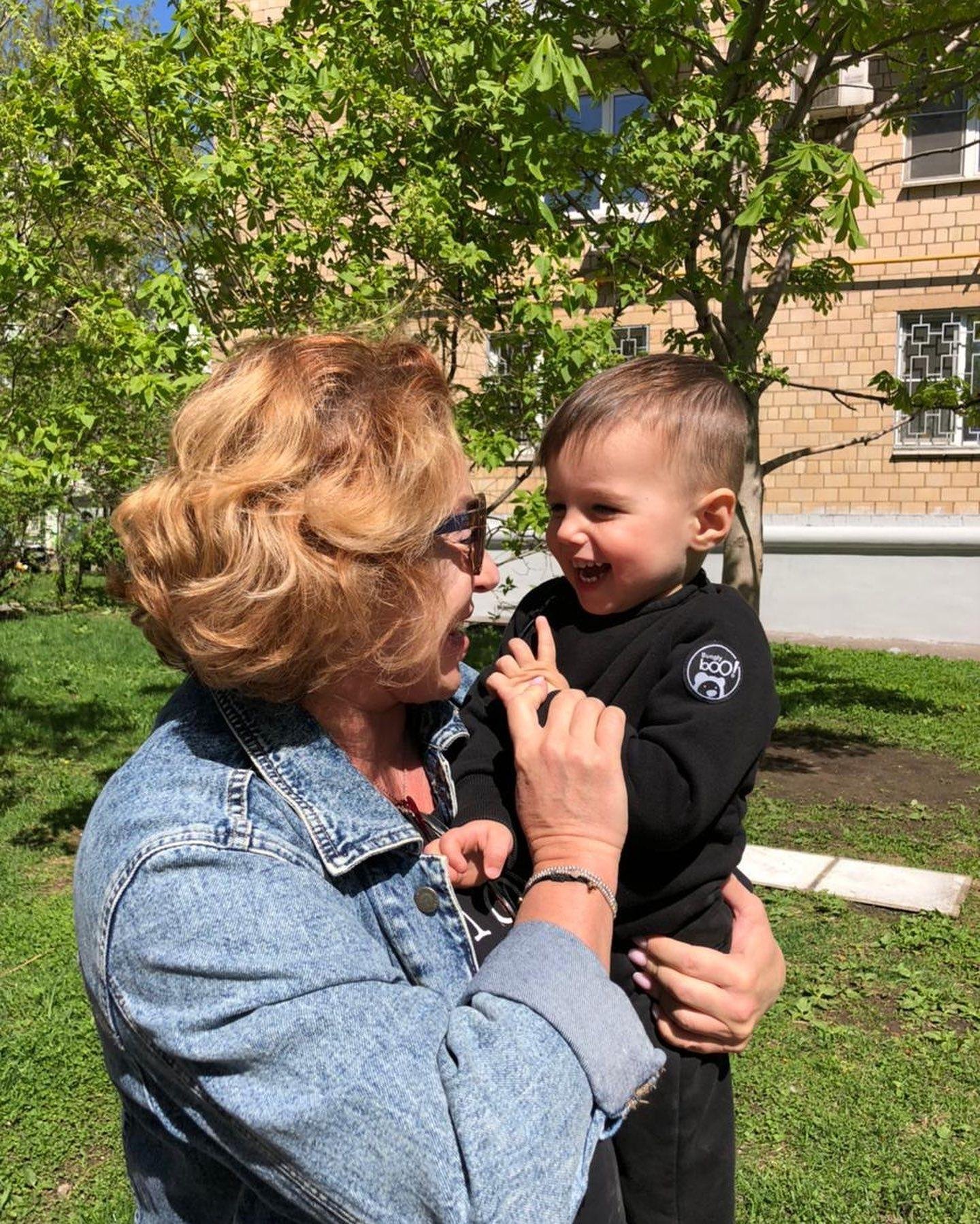 Симона Юусова рассказала кого из внуков любит больше