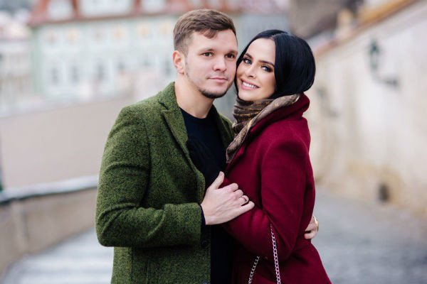Виктория Романец заявила, что разводится с Антоном Гусевым