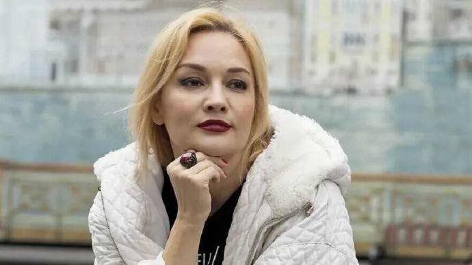 Татьяна Буланова призналась, что ждёт, когда же возлюбленный сделает ей предложение