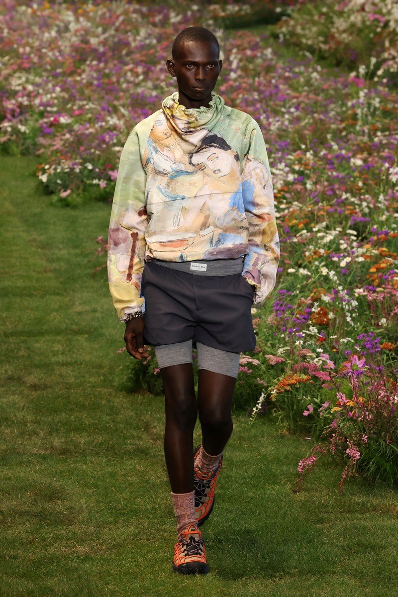 Французский дом моды Christian Dior отправил всех в сад