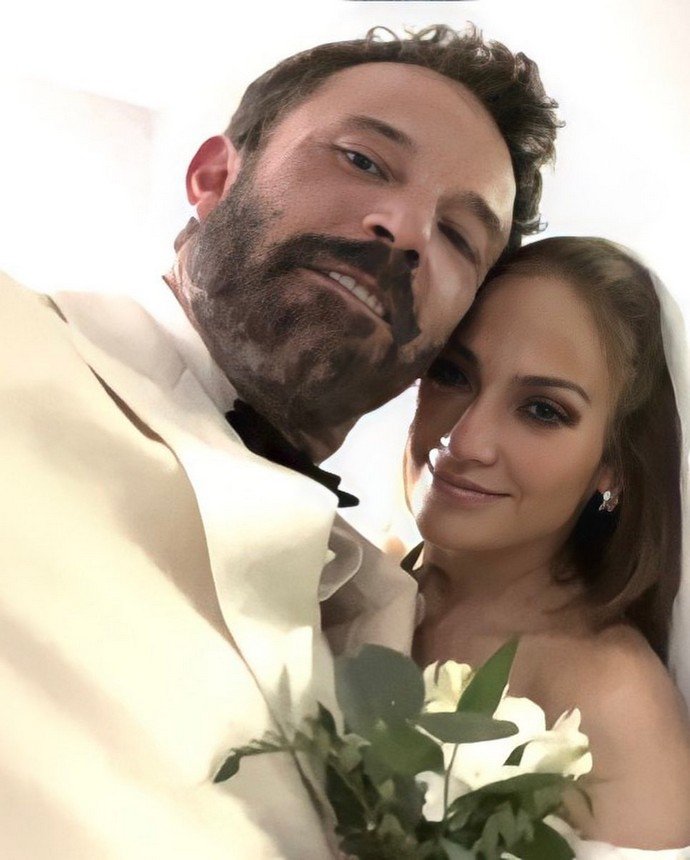 Дженнифер Лопес и Бен Аффлек наконец поженились