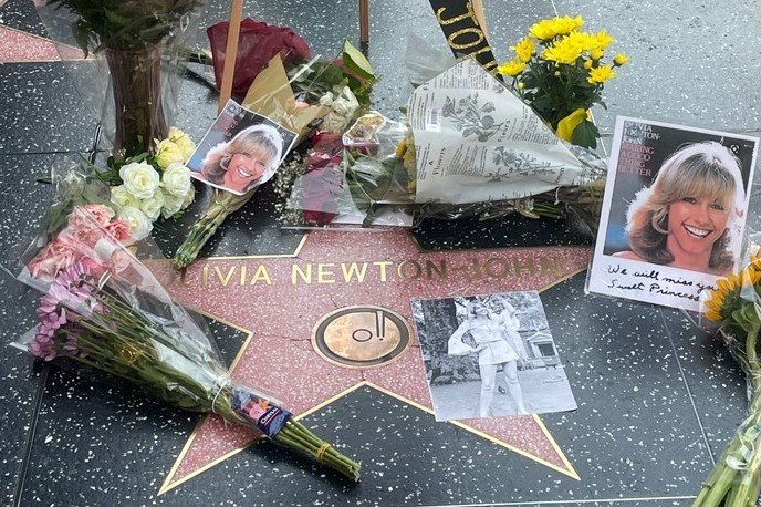 Звезда 70-х Оливия Ньютон-Джон умерла после 30-летней борьбы с тяжёлой болезнью