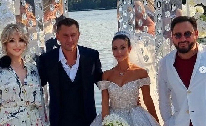 «Свадьба мечты»: Павел Прилучный удивил всех, обвенчавшись с новой возлюбленной