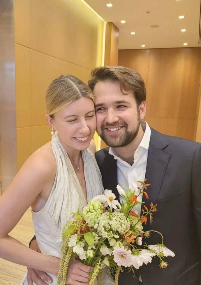 Дочь Валерия Меладзе Софико стала замужней женщиной
