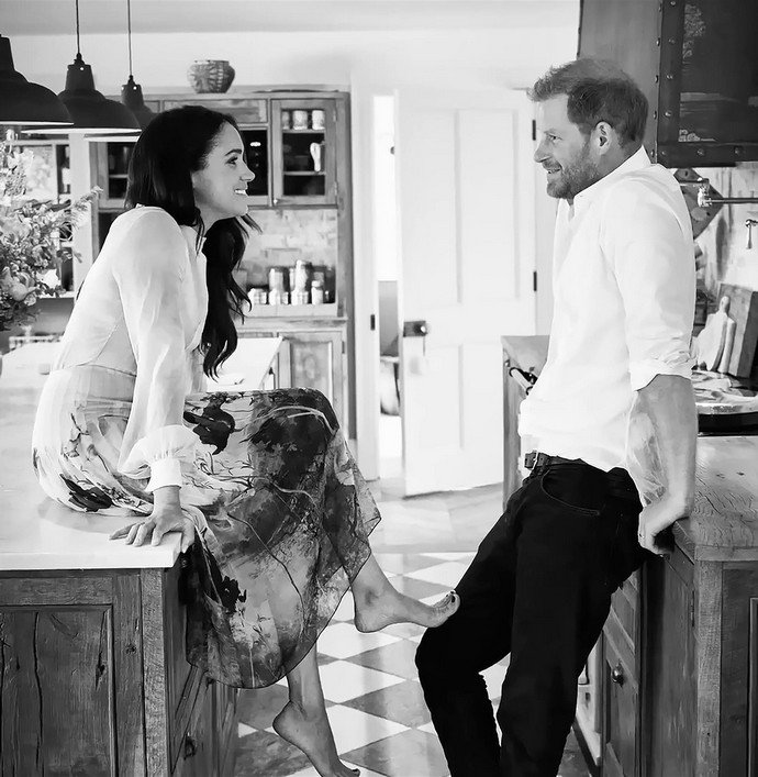 «Они были счастливы солгать»: Меган Маркл и принц Гарри выступили с новыми разоблачениями королевской семьи