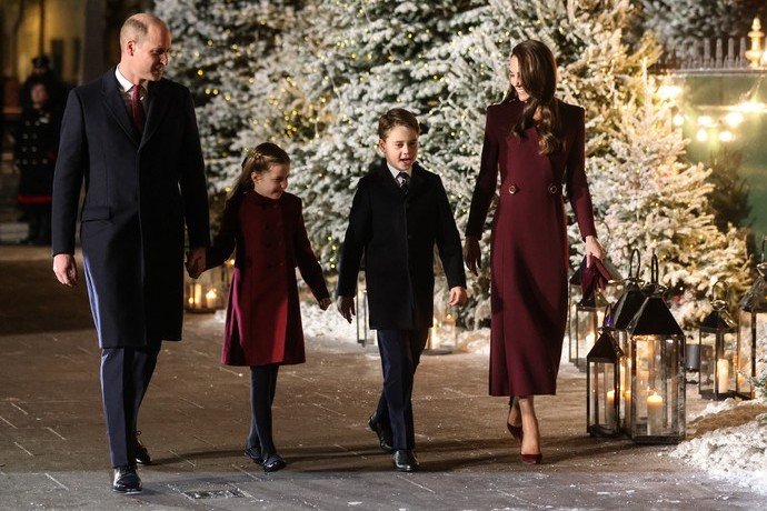 Принц и принцесса Уэльские показали, что они одна семья на рождественском концерте в Вестминстерском аббатстве