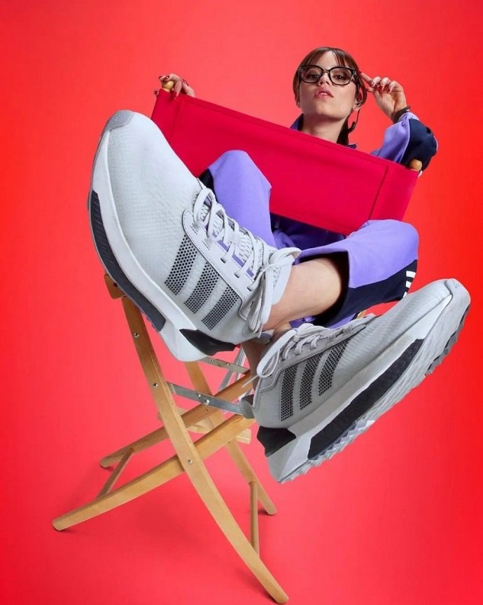 Дженна Ортега стала новым лицом Adidas