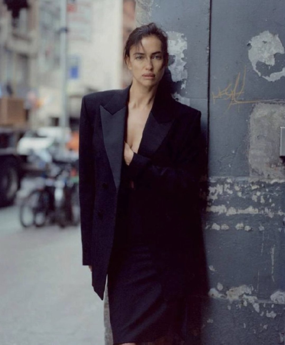 Ирина Шейк приняла участие в фотосессии для Purple Fashion Magazine