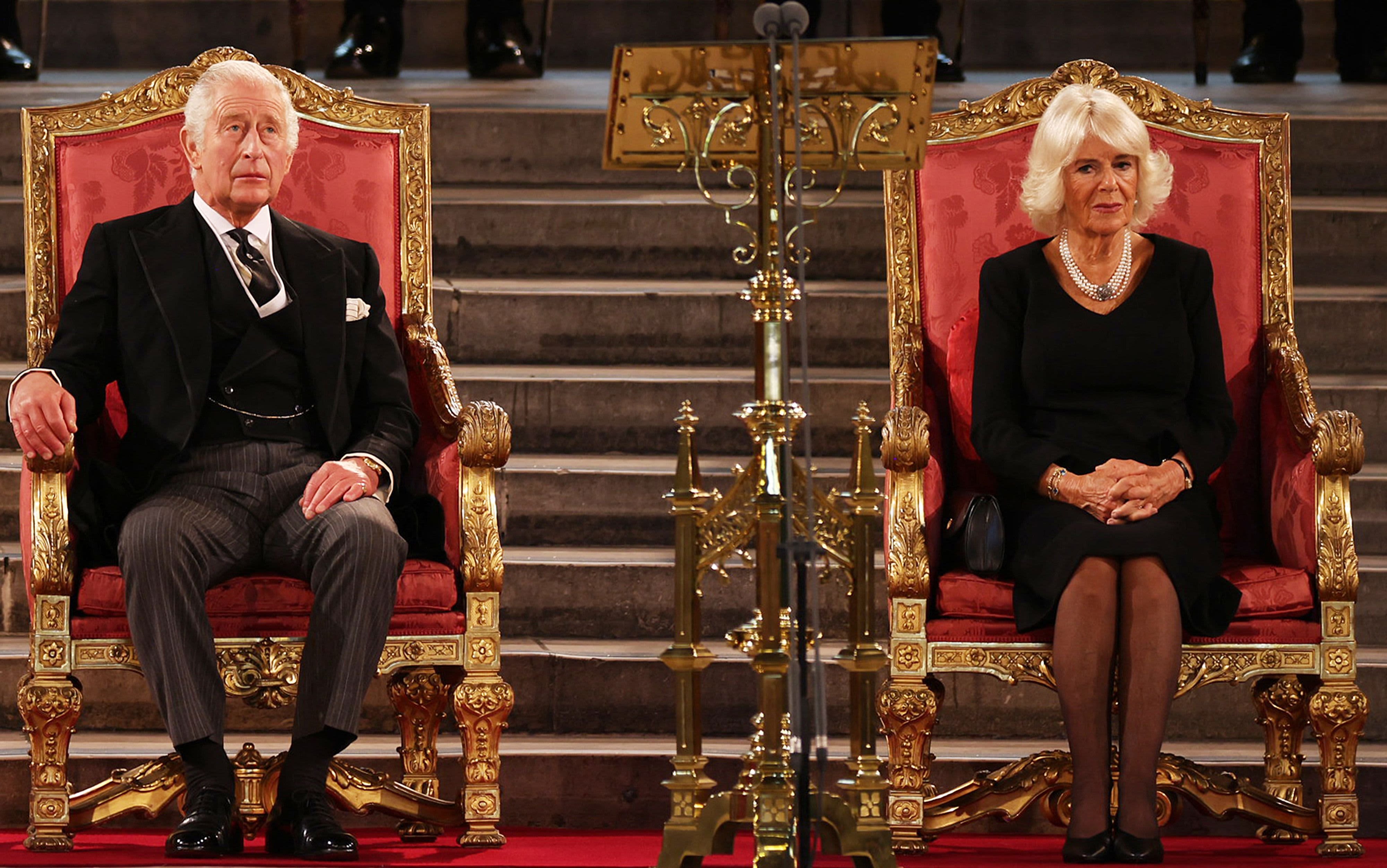 Адель и Эд Ширан отказались от выступления на коронации Карла III