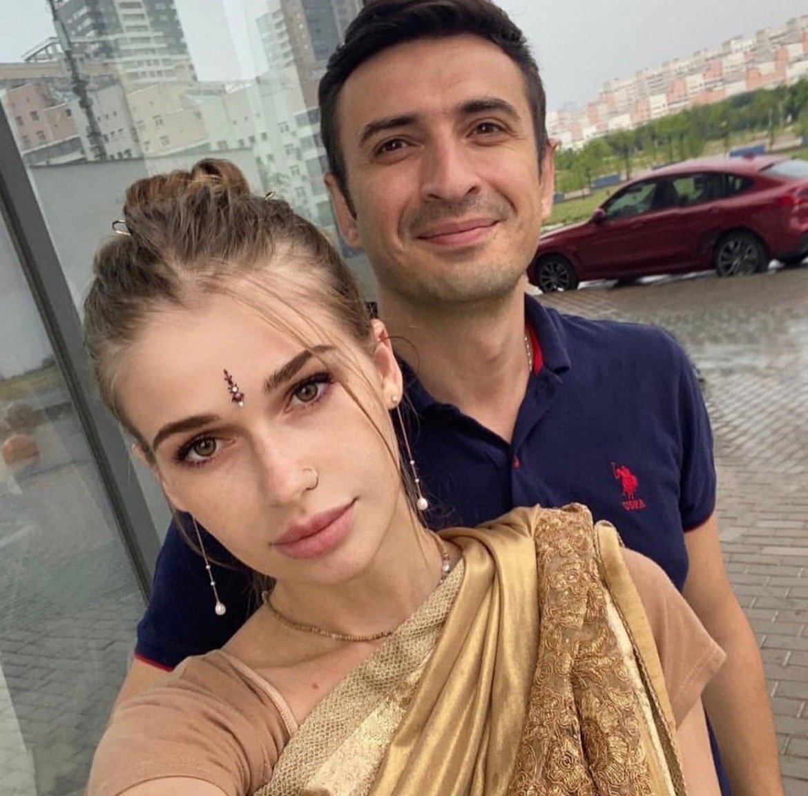 "В больнице сделали операцию": Алексей Гаврилов рассказал, как прошли домашние роды его жены  