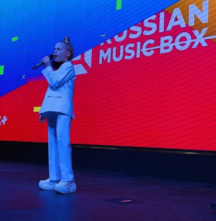 Стефания Коваленко покорила зрителей Russian Music Box