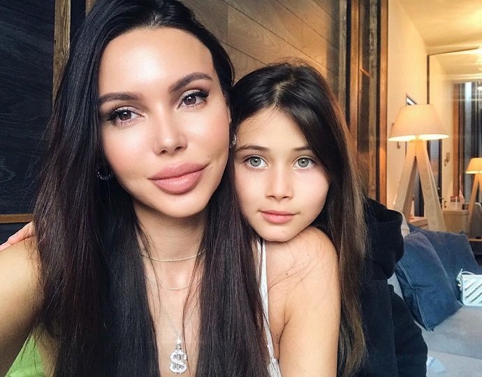 11-летняя дочь рэпера Джигана и Оксаны Самойловой открыла собственный бизнес