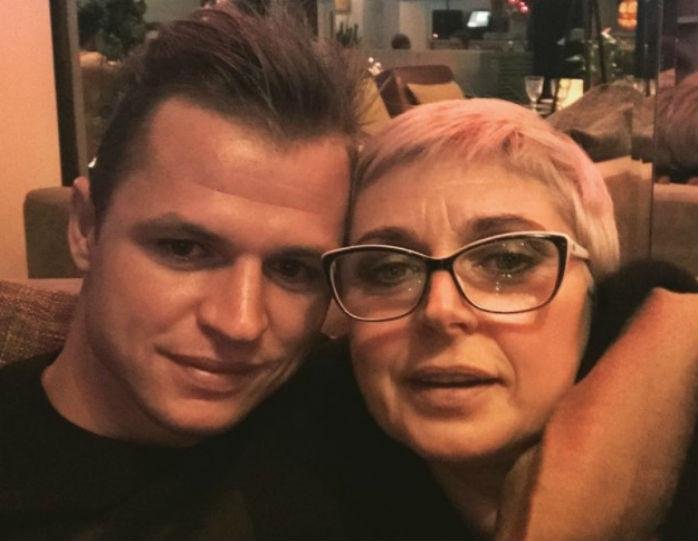 Мама Дмитрий Тарасова высказалась о его браке с Анастасией Костенко