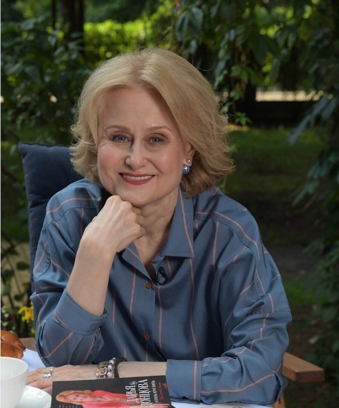 Писательница Дарья Донцова рассказала, на что тратит свою пенсию