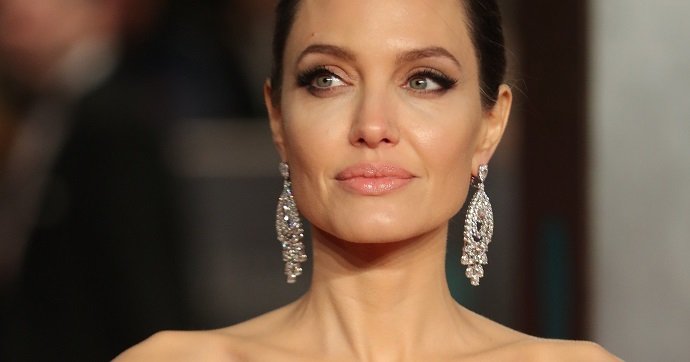 Голливудская актриса Анджелина Джоли приняла участие в новой съемке 