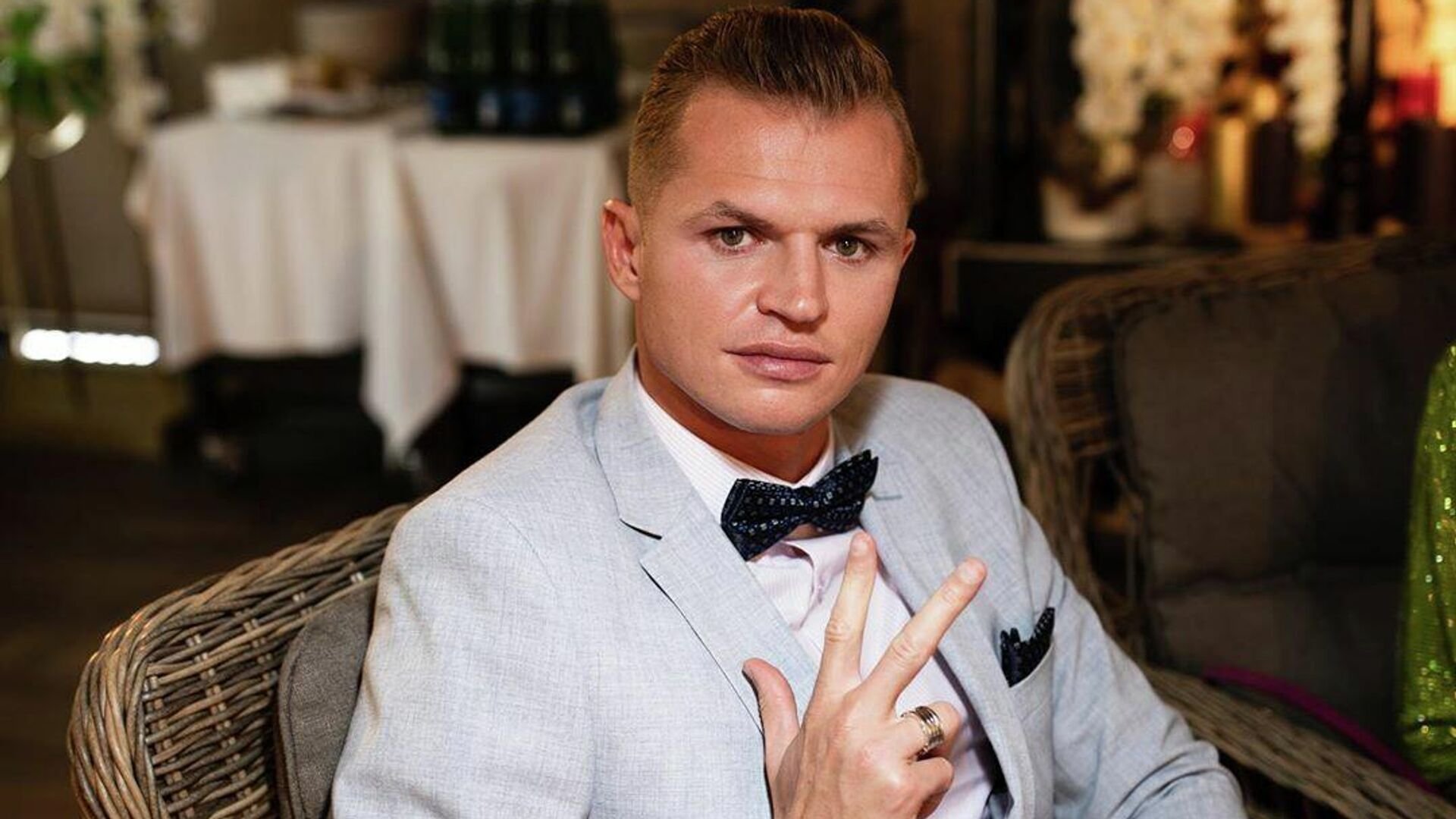 Дмитрий Тарасов пожаловался на то, что многие от него отвернулись после развода с Ольгой Бузовой