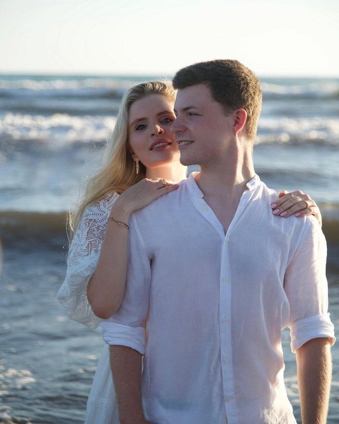 22-летний сын Александра Малинина Фрол сделал предложение новой возлюбленной