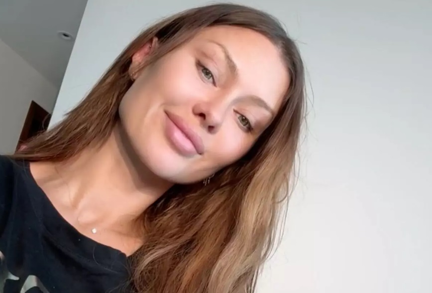 Виктория Боня опубликовала фото без грамма макияжа