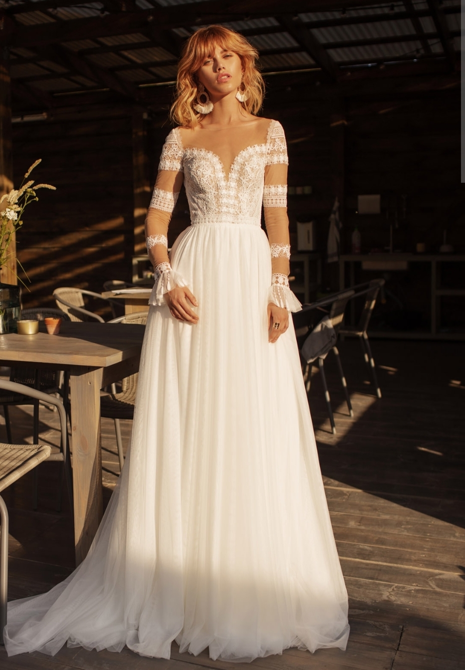 Небанально и стильно: 7 современных свадебных платьев