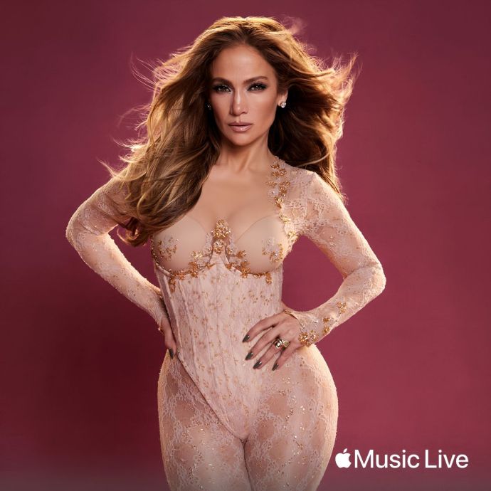 Дженнифер Лопес представила восхитительно красивую фотосессию для ‎Apple Music