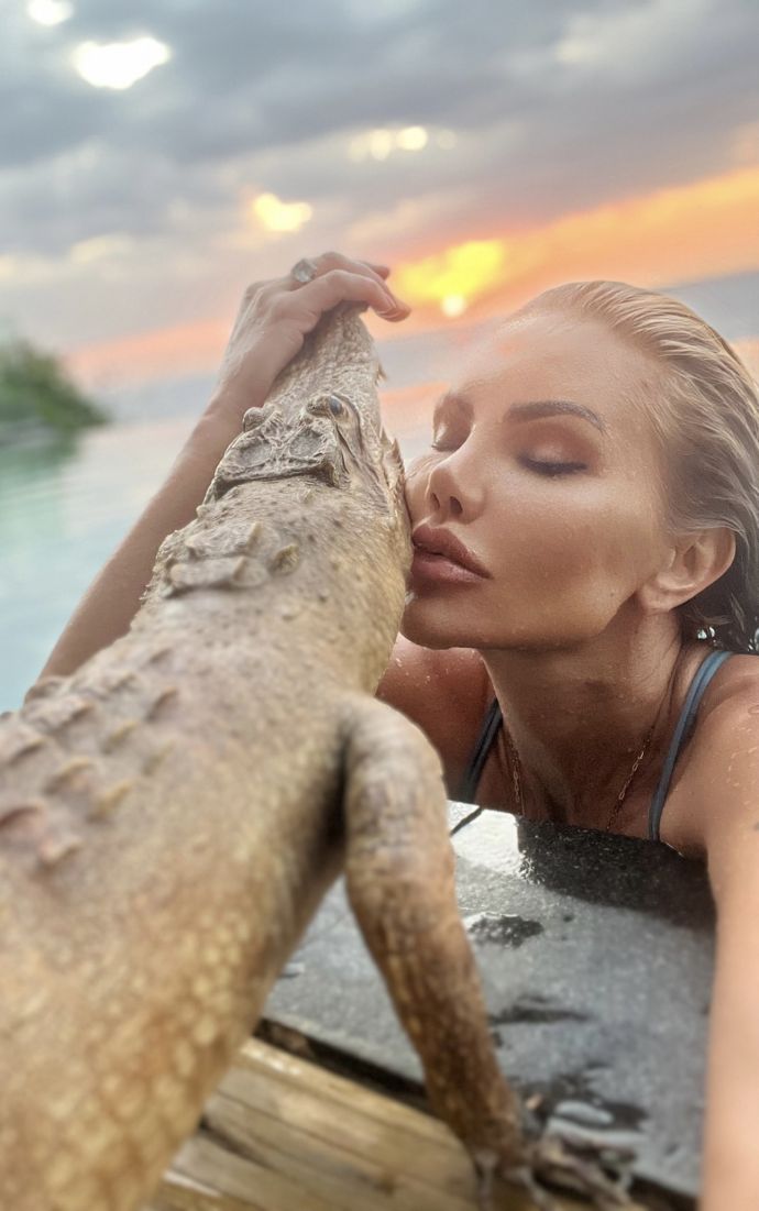 "Жить без любви легче": Елена Галицына променяла 14 февраля на свидание с крокодилом
