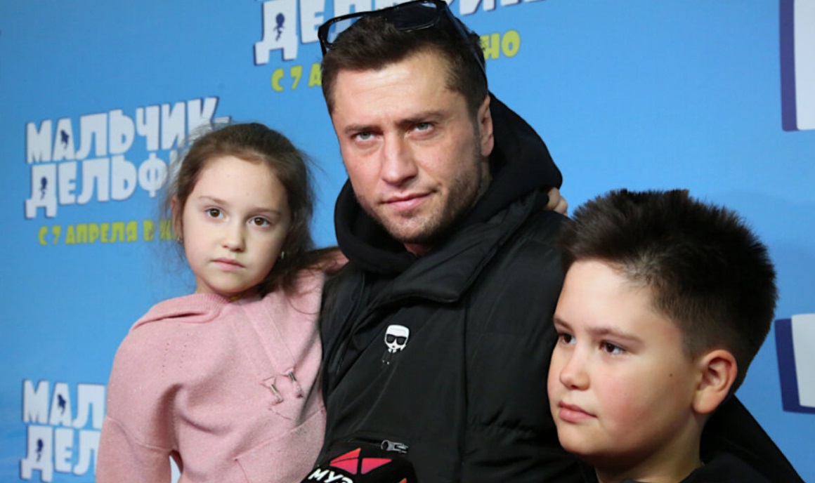 "Лучше поздно, чем никогда": Павел Прилучный поздравил дочь с днём рождения через 2 недели