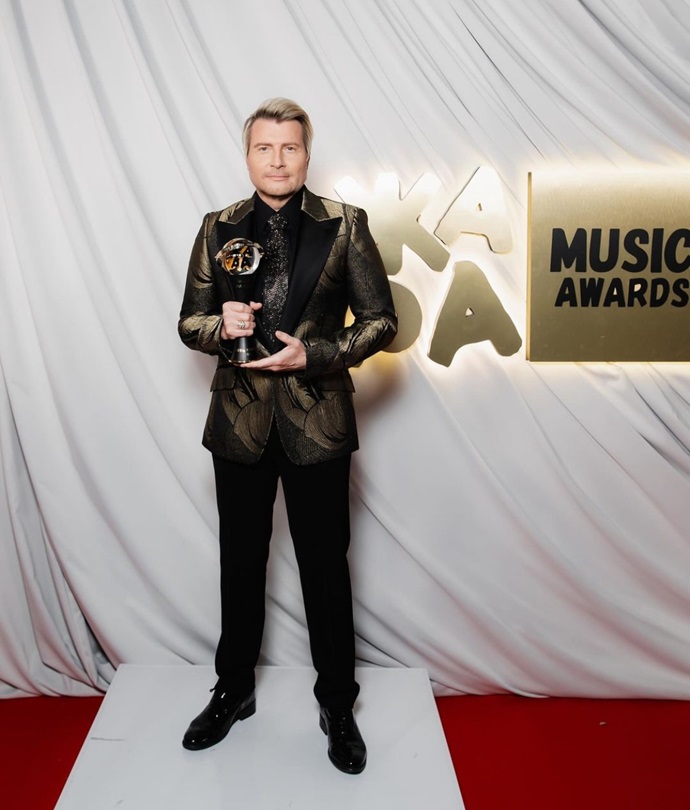 Ани Лорак, Валерия, Юлия Хадарцева и другие звёзды стали гостями на премии Жара Music Awards