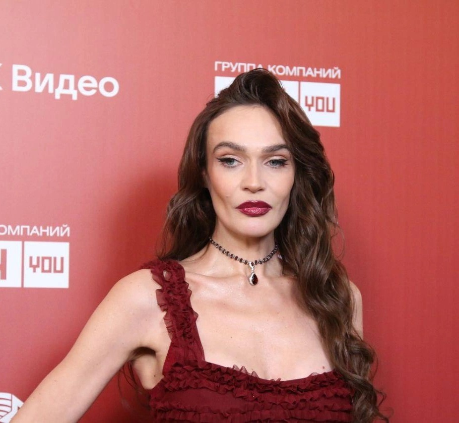 Недовольная Алена Водонаева появилась на премии «Жара». Кто еще стал гостем на церемонии Недовольная Алена Водонаева появилась на премии «Жара». Кто еще стал гостем на церемонии